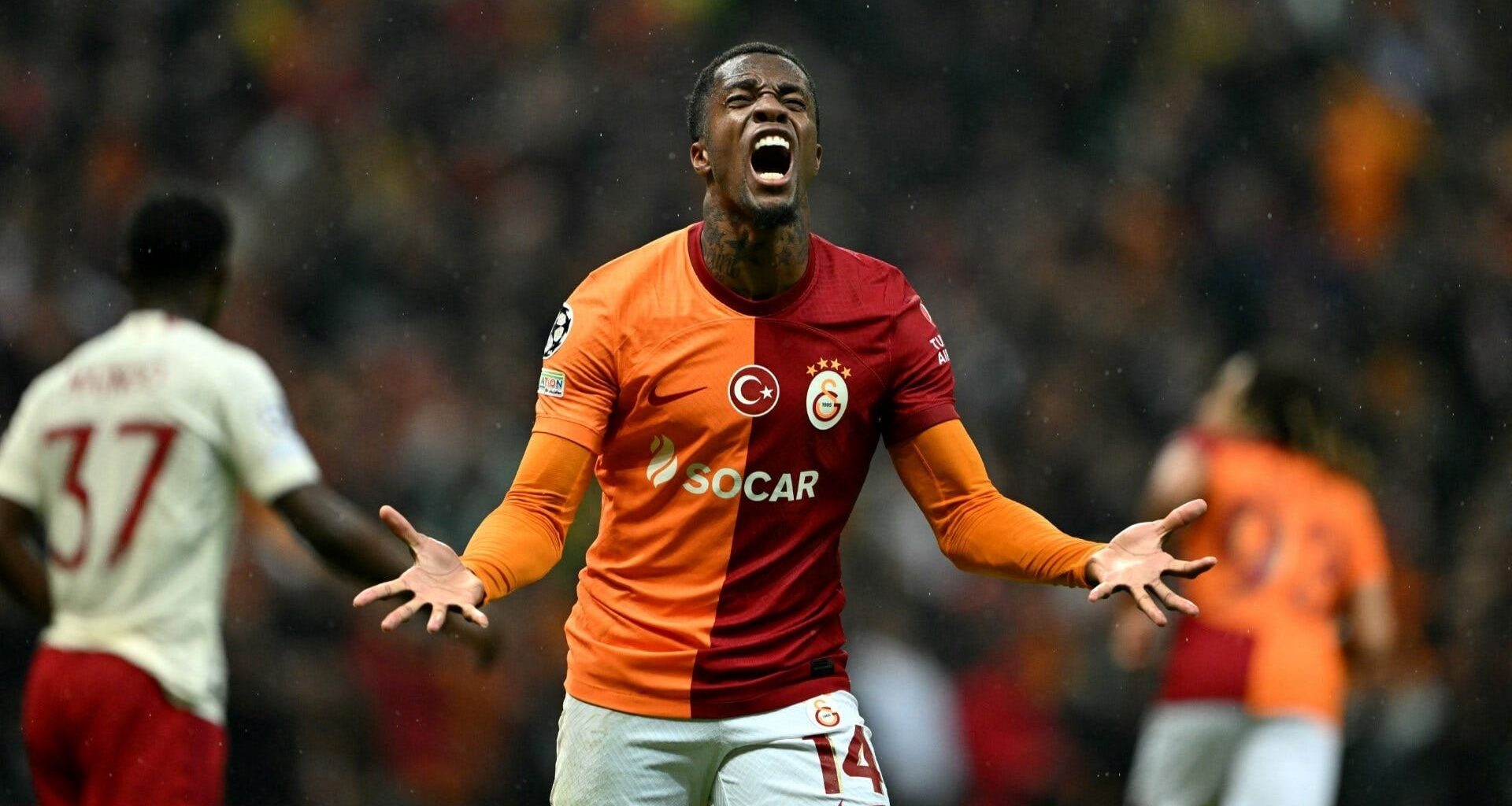 Wilfried Zaha considering Premier League return just one year after leaving for Galatasaray