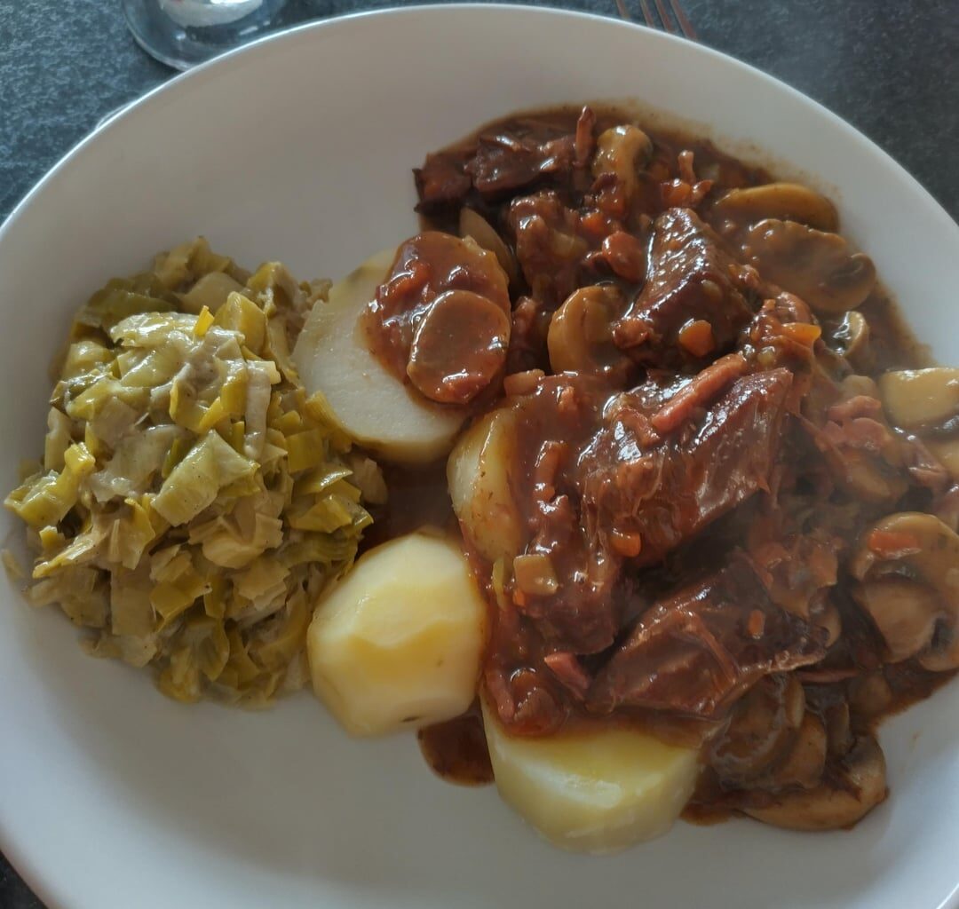 Boeuf bourguignon & sa fondue de poireaux