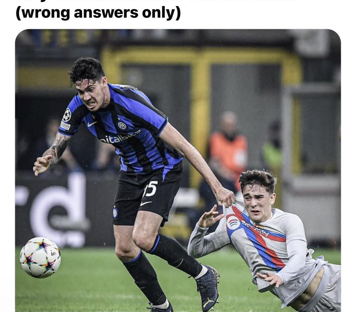 This iconic image of Bastoni literally dragging Gavi popped up on the r/soccercirclejerk sub 😂😂