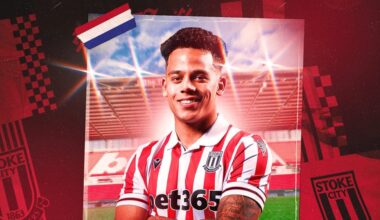 Official: Million Manhoef leaves Vitesse and signs for Stoke City.
