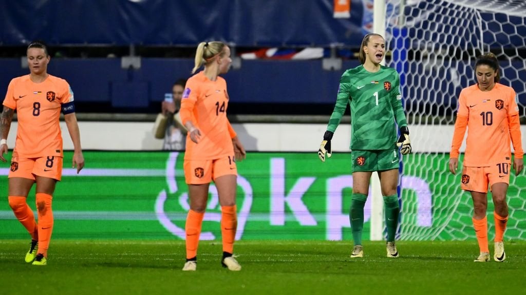 Dutch women's team misses out on Olympic ticket due to defeat against stronger Germany
