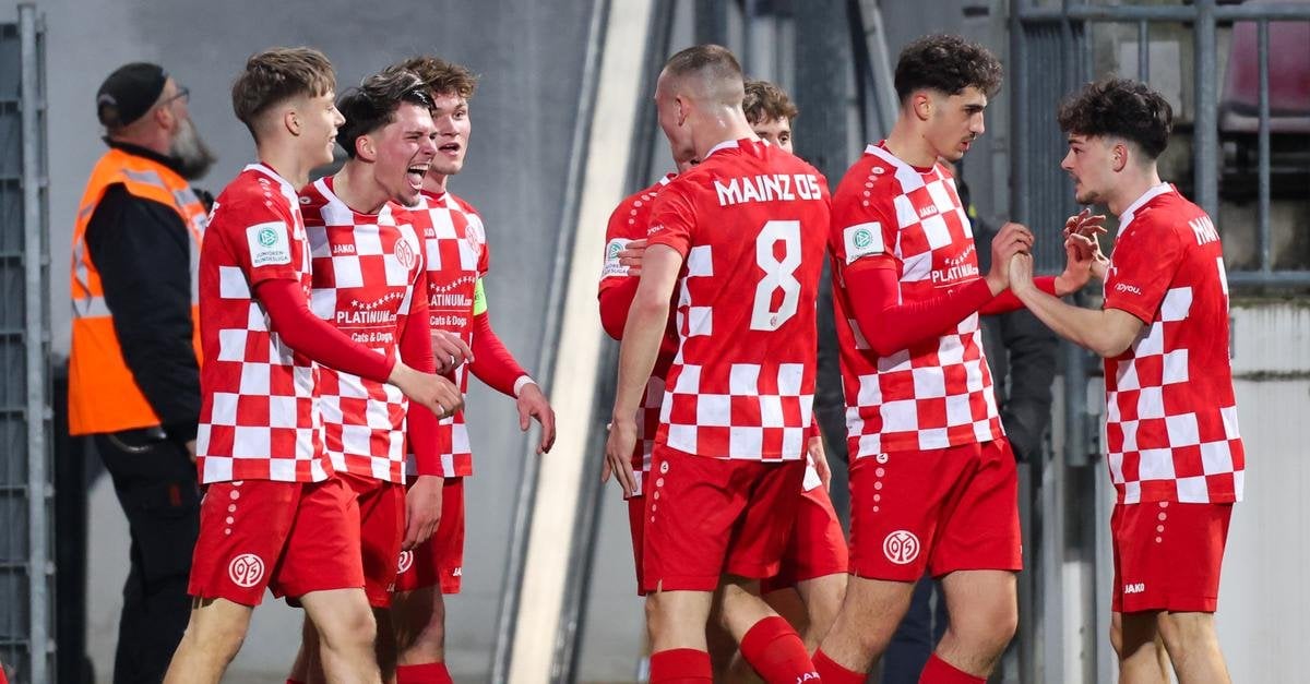 Mainz 05 sorgt in der Youth League für die nächste Sensation: Nach einem 2:1-Sieg gegen Manchester City steht man im Viertelfinale