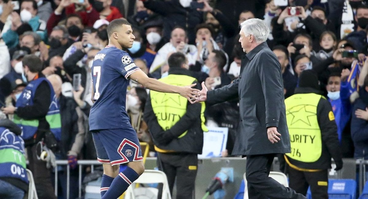 At the end of last season, Ancelotti had a meeting with Florentino Perez where he urgently asked the club for new signings, specifically Harry Kane. Perez refused to sign Kane due to the massive transfer fee, his age (30) and that the club's strategy was only Mbappe.