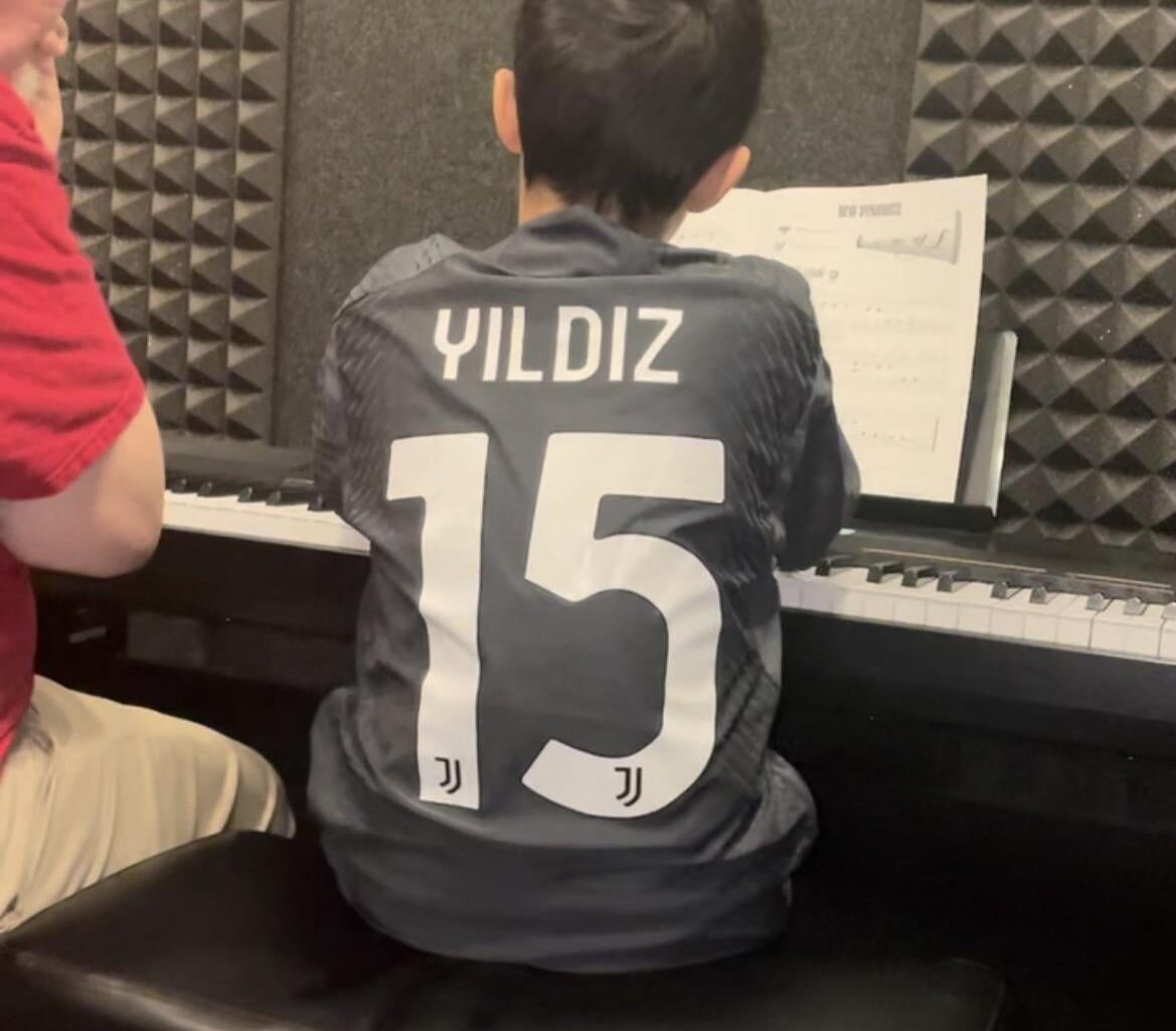REPPING KY15