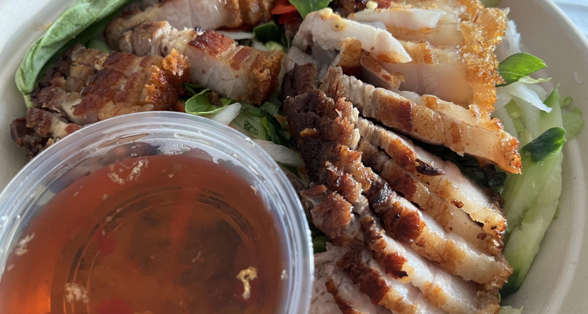 Banh Hoi Thit Heo Quay