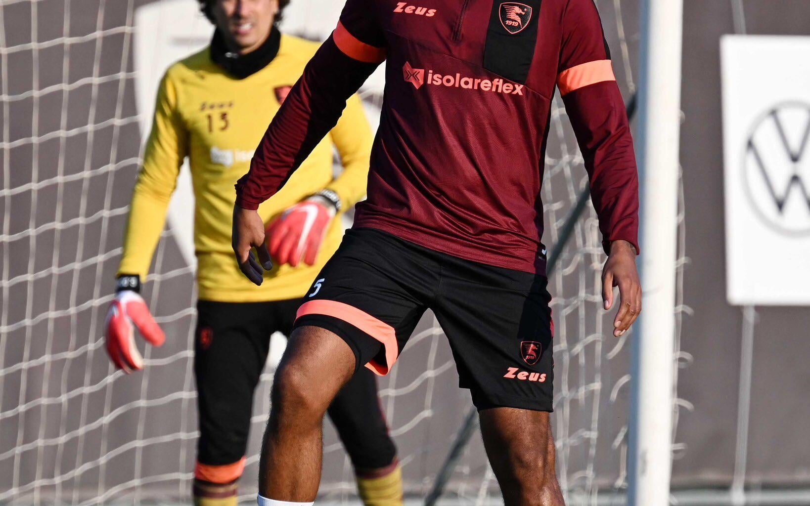 I never thought I'd see, Ochoa, Candreva and Boateng on the same team. Salernitana now has a defense which allowed the team to tie against Torino.