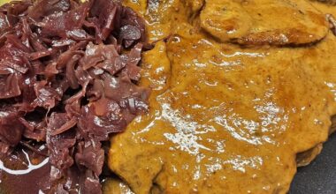 Ossobuco in a red wine and porcini mushroom sauce, with polenta and red cabbage