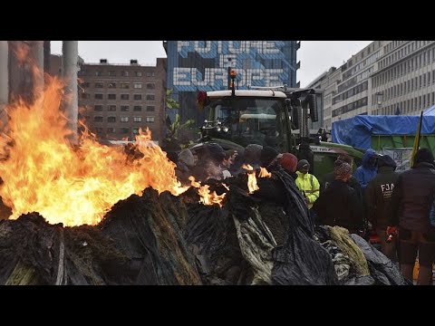 La colère des agriculteurs européens ne faiblit pas