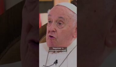 Pope Francis encourages Ukraine to negotiate with Russia | DW News