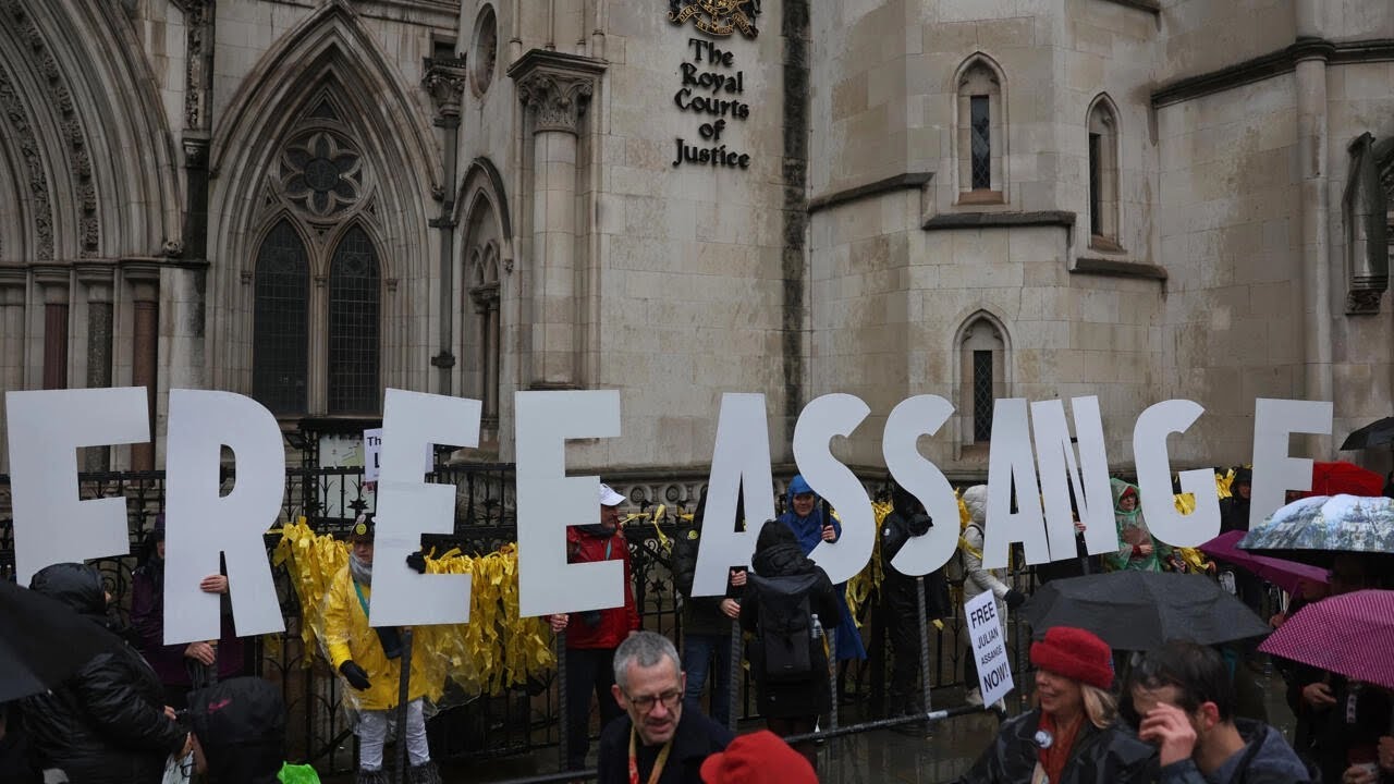UK court wraps Assange extradition appeal hearing, opts against immediate ruling • FRANCE 24