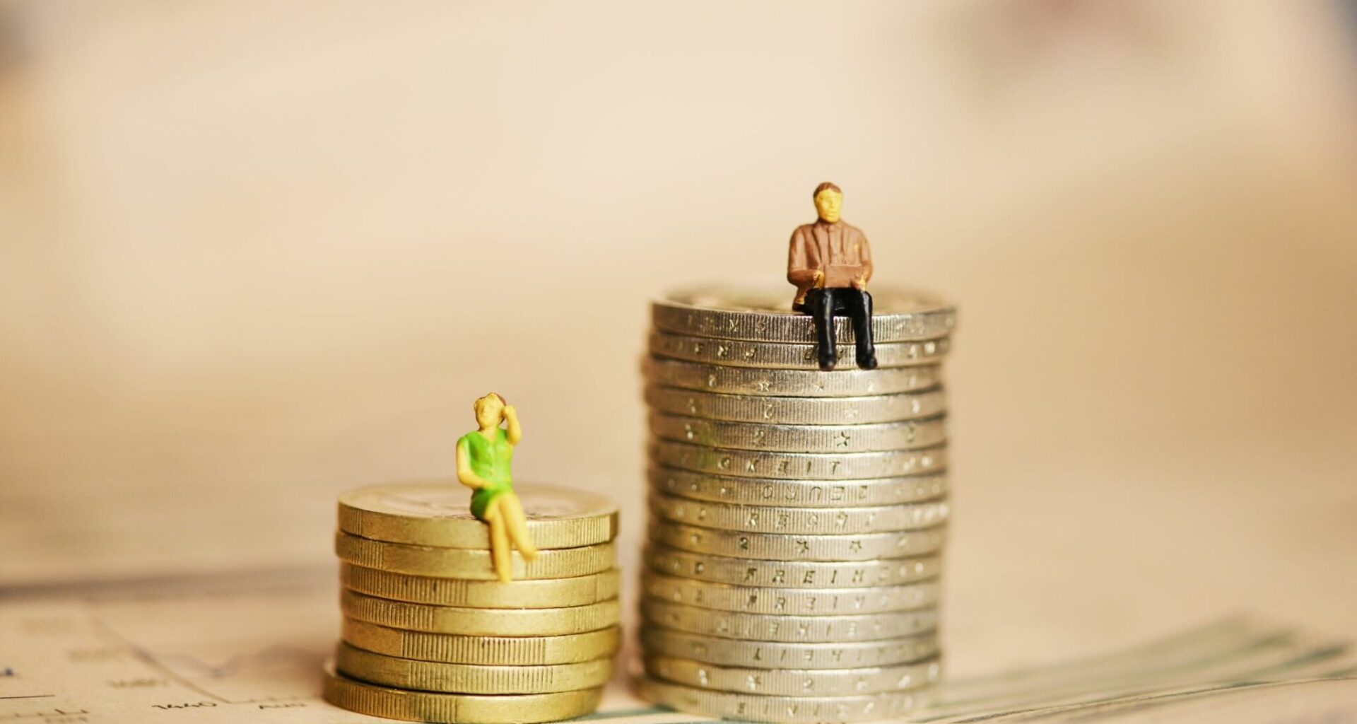 Pourquoi les femmes gagnent encore 23,5% de moins que les hommes