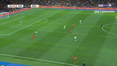 Rodrygo scores for Brazil after a bad pass by Unai Simon