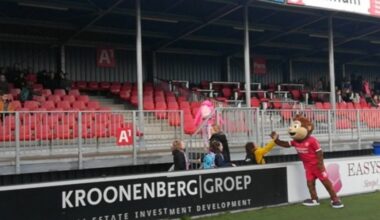 Almere City FC has submitted an application to the municipality for a larger stadium.
