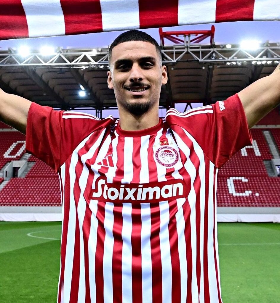 Olympiacos já comunicou ao Porto que vai pagar a cláusula de 17,5M€ para contratar David Carmo em definitivo, segundo Pinto da Costa