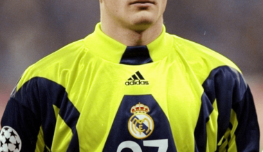Andriy Lunin before the match vs RB LEIPZIG: