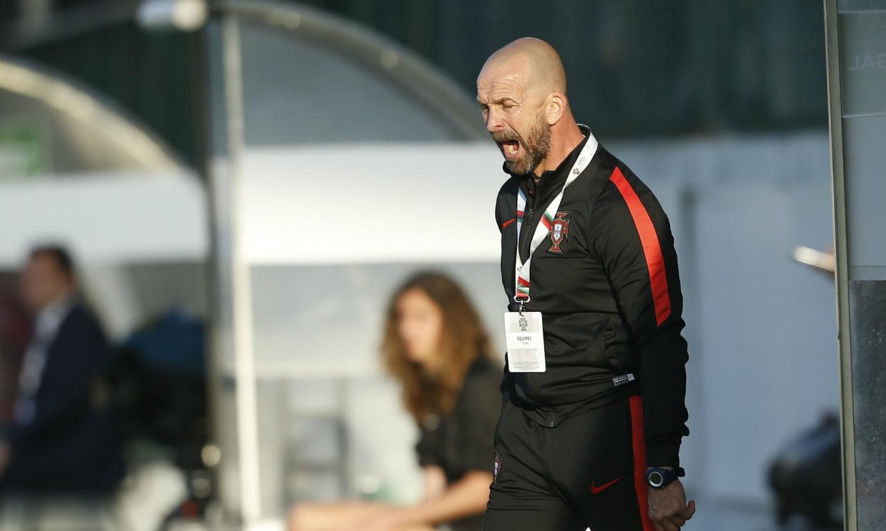 Portugal U18 🇵🇹 acaba de perder 0-1 contra a Dinamarca 🇩🇰, e com isso perdeu o Torneio Internacional do Porto !Até quando Filipe Ramos será o selecionador? É um completo atentado…tanto tacho anda na federação.