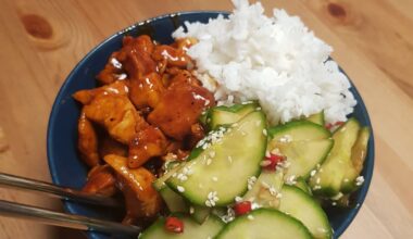 repost, since it accidentally got deleted: korean style chicken with spicy cucumbers and steamed rice