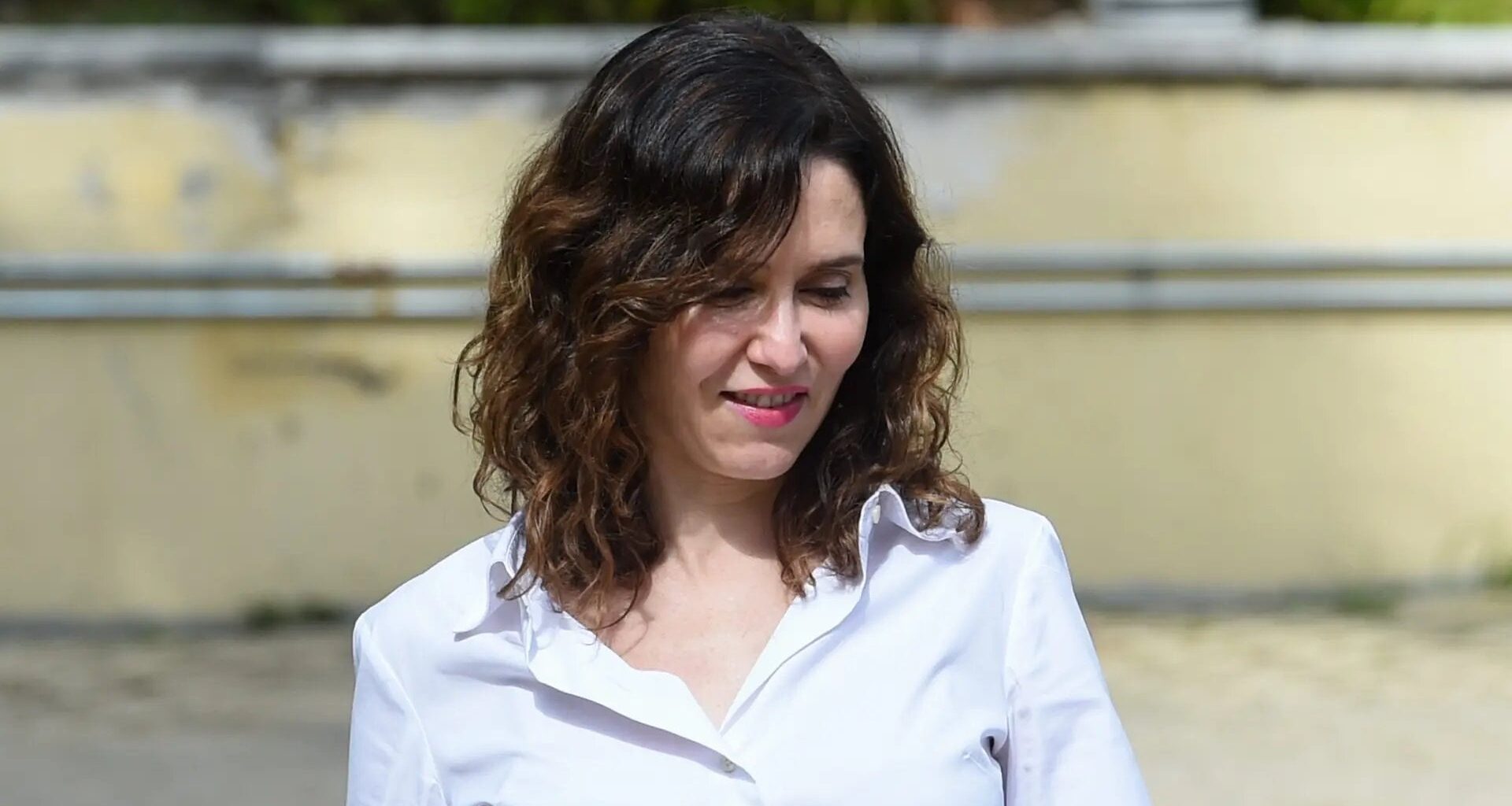 La pareja de Ayuso estudiar presentar tres querellas por revelación de secretos: contra Montero, Fiscalía y la inspectora de Hacienda