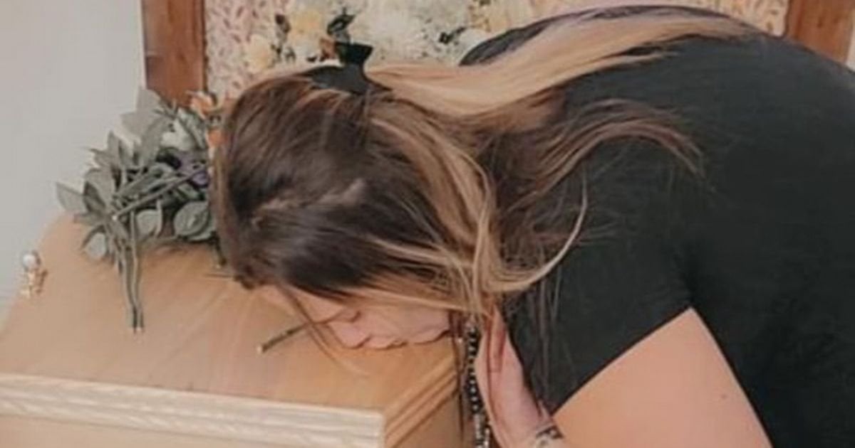 Grieving daughter fears she 'kissed dad's empty coffin' amid funeral probe