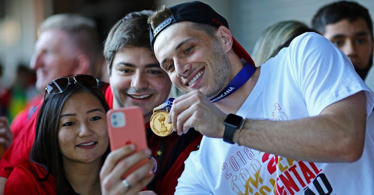 [CdS] Relations between Inter and Athletico Paranaense have remained excellent for Bento. Inter are impressed by his qualities, great physique, and the skill with the ball. Spending a year training with Sommer, would be ideal to prepare Bento to become a starter. Bento is valued at around €15M.