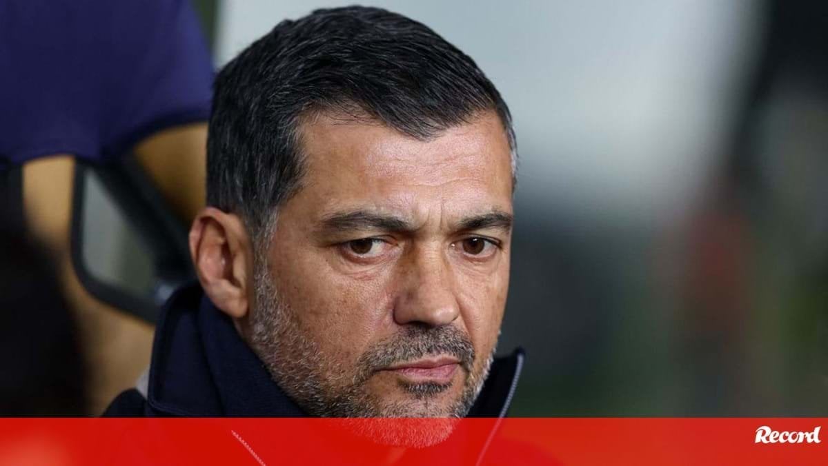 Sérgio Conceição acusado em Espanha de agredir árbitro e político durante torneio de jovens