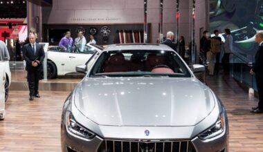 El novio de Ayuso adquirió un Maserati tras cobrar los beneficios bajo sospecha