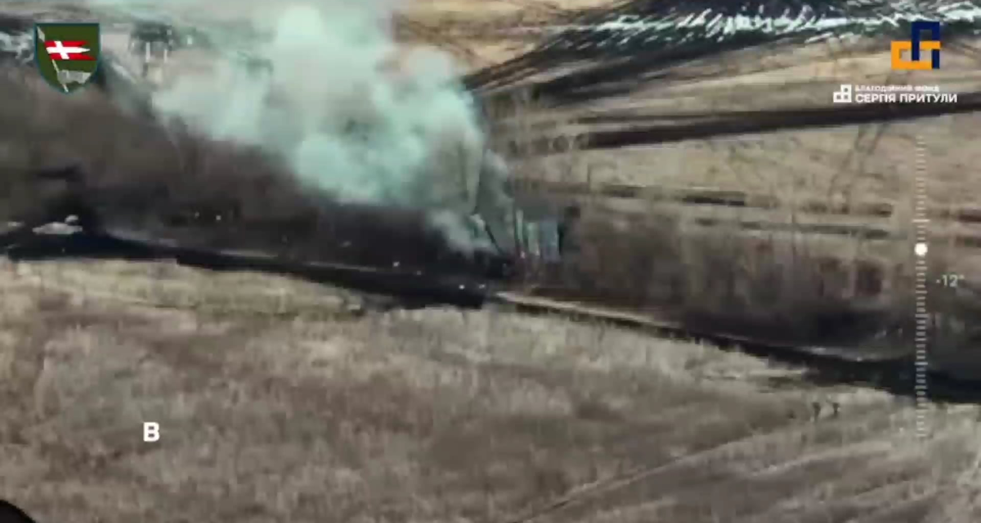 Some beautiful explosions for your Tuesday afternoon when a Russian 2S19 Msta-S self-propelled artillery gun and ammo cache blow up