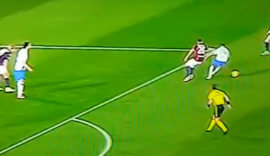 Alexis Sanchez is FOOTBALL. 😍