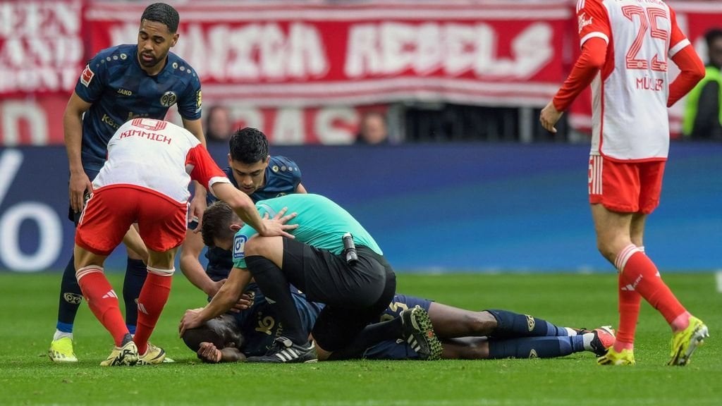 FSV Mainz 05: Schiedsrichter Patrick Ittrich rettete Joshua Guilavogui wohl das Leben