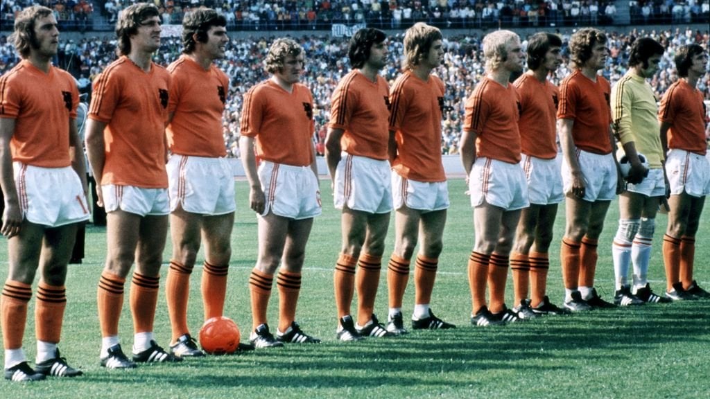 Remaining members of the 1974 Oranje World Cup squad invited to watch friendly between Oranje and Germany.