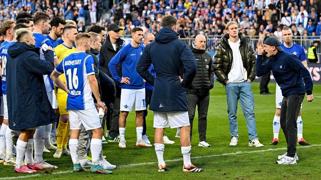 Fußball-Bundesliga: Haben die Fans mehr Macht - oder nehmen sie sich zu wichtig?