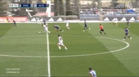 Real Madrid C [2] - 0 Móstoles URJC | Esteban Aparicio great volley and Zuñiga great assist 70'