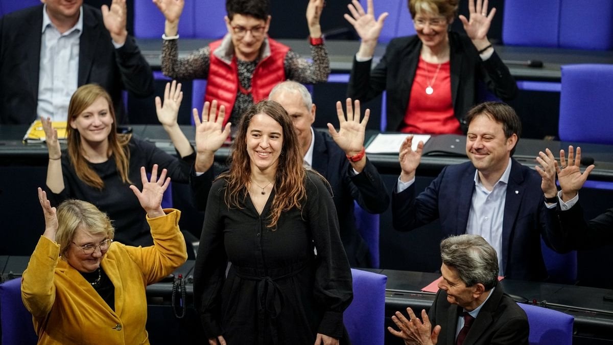 »Heute schreiben wir Geschichte«: Heike Heubach wird die erste gehörlose Abgeordnete im Bundestag