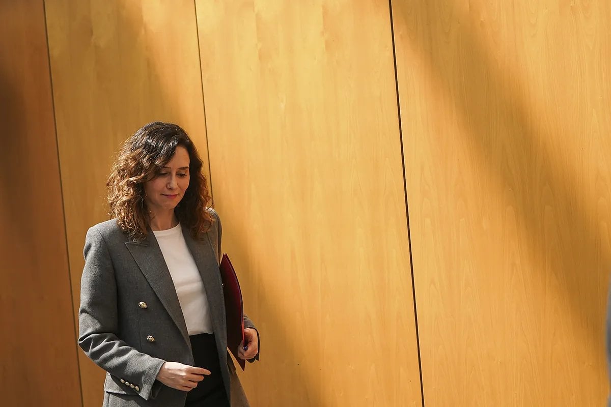 La Fiscalía ofrece a la pareja de Ayuso un pacto para que admita dos delitos fiscales