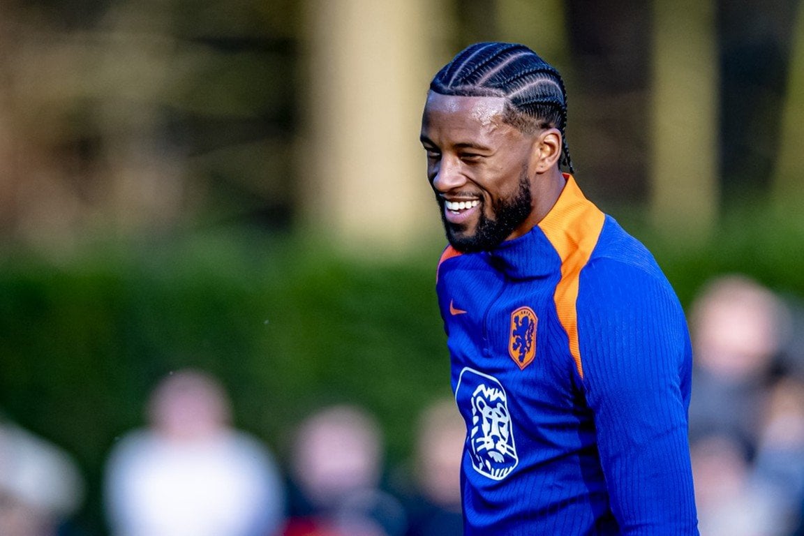 Wijnaldum wanted to return to Feyenoord last summer, but PSG's transfer fee of 10 million plus his salary demands made it impossible