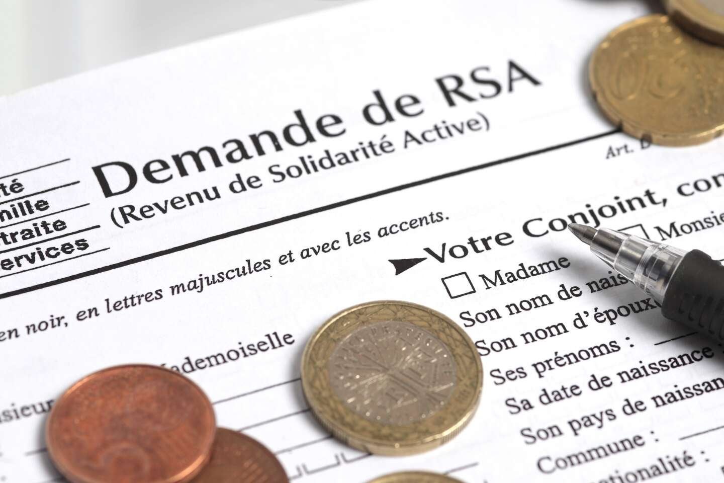 RSA : « La spirale de la pauvreté est alimentée par une technocratie qui ne cherche que la fraude et pas le non-recours »