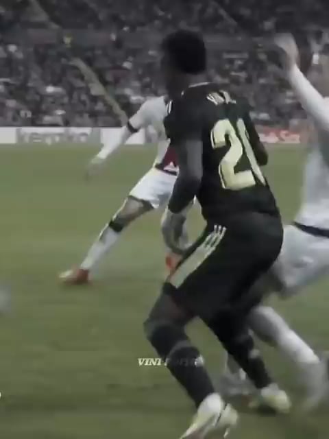 Came across this video on Twitter and this made me angry and sad at the same time. (video by @nxtepe)