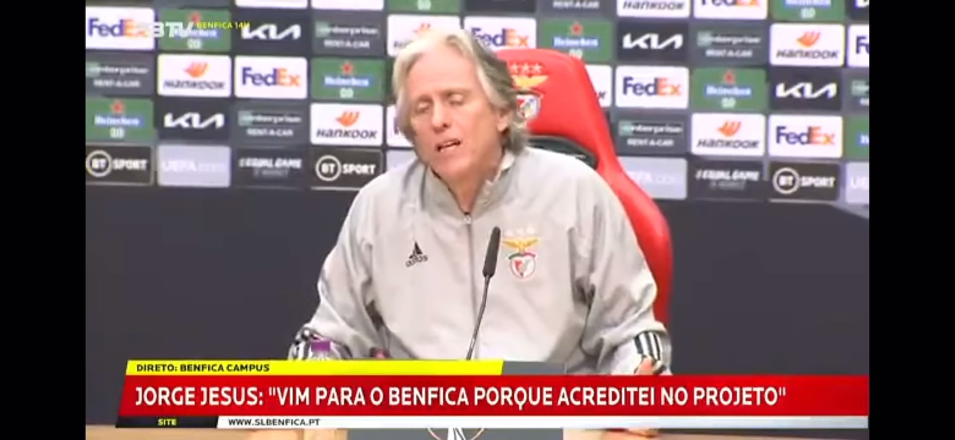 Alguém se lembra de quando o Jorge Jesus estava feliz e infeliz num espaço de 20 segundos?