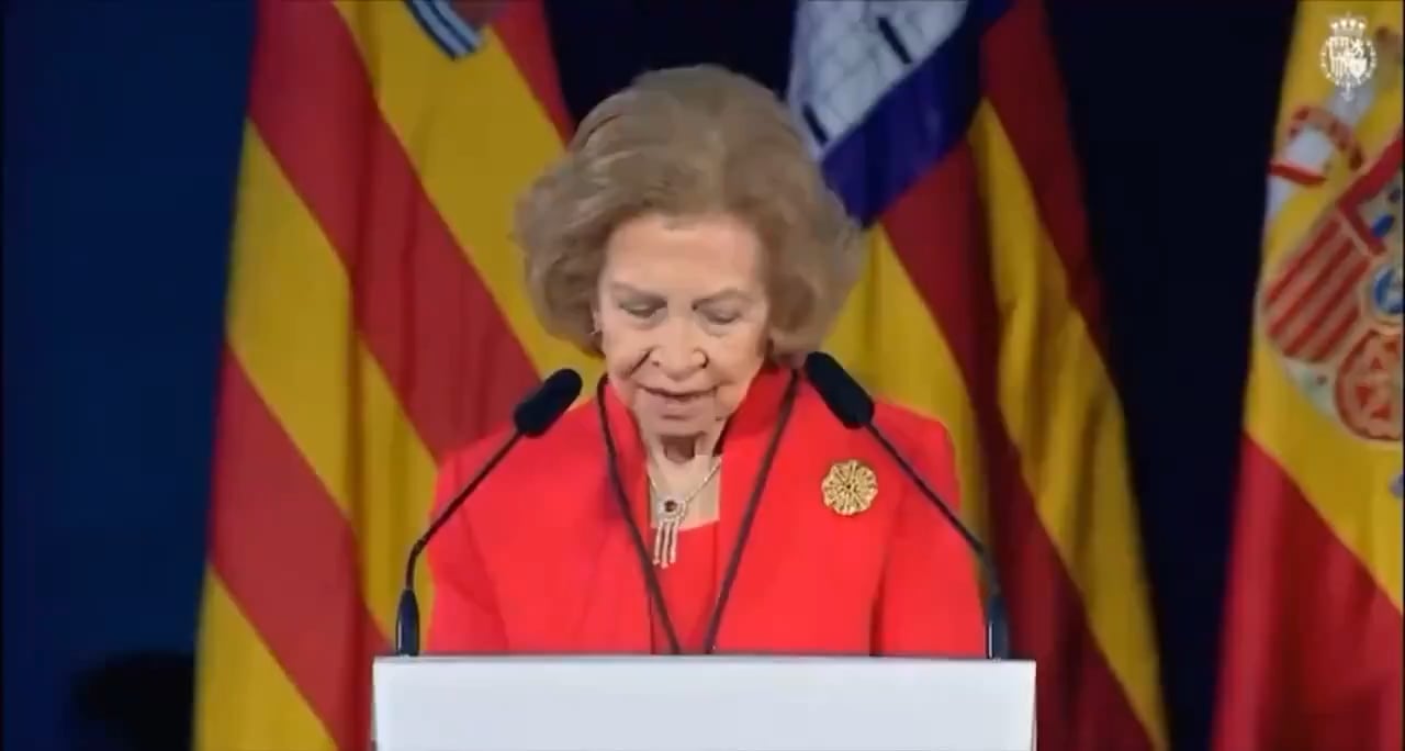 Vuestra reina