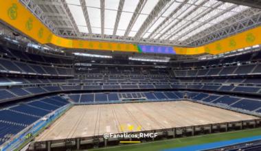 Real Madrid have successfully installed the 360 degree big screen spanning around the Santiago Bernabeu and runs its first tests while the stadium roof is retracted as well as the football pitch in the underground greenhouse.