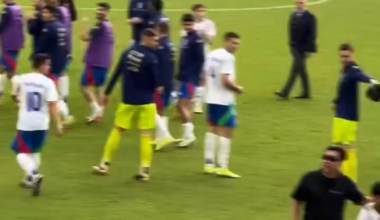 Great gesture by Nicolo Barella after Venezuela-Italy 🇮🇹❤️