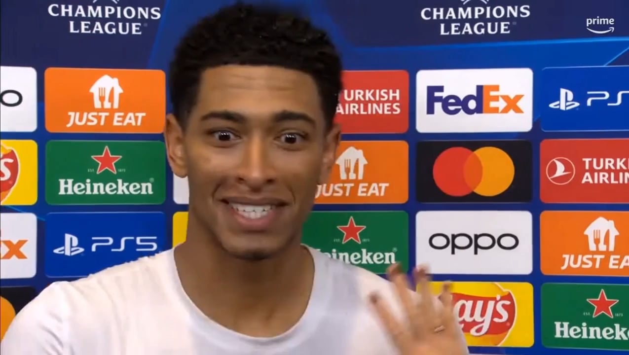 Jude Bellingham surprised when a reporter (Alessia Tarquinio) ask him: "Do you want to come home with me?"
