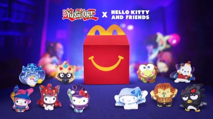 Omg yall are getting the best happy meal toys please sell me some 😭😭😭