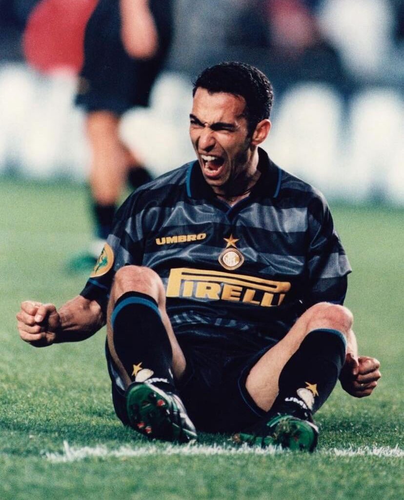 Happy birthday to Youri Djorkaeff! 🖤💙