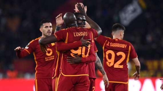 [FcIN] Roma leaps ahead of Inter in the annual UEFA rankings. The elimination of Inter in the UCL and Roma to the UEL quarter-finals means Roma overtake Inter for the 2024/25 season. Roma has 84 points which puts them in 5th place, compared to 76 for 9th placed Inter and 61 for 19th placed Napoli.