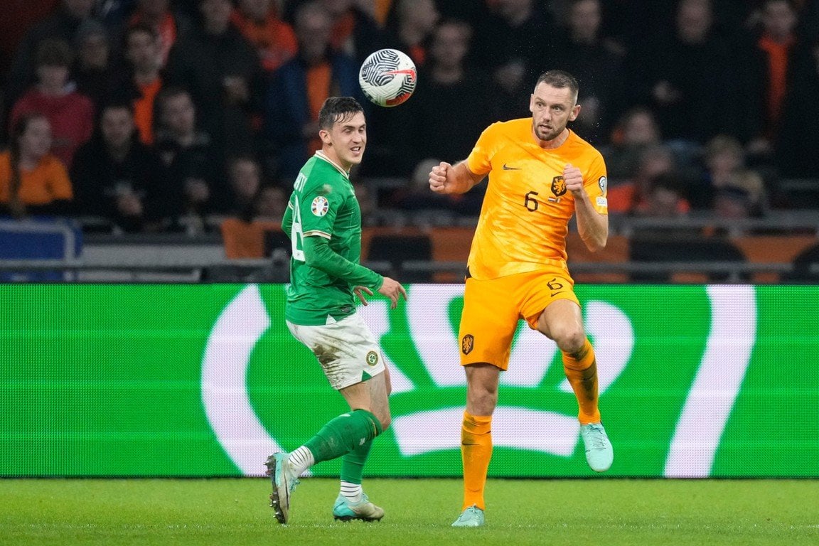 Stefan de Vrij and Quilindschy Hartman leave Oranje due to injury and won't be playing friendlies