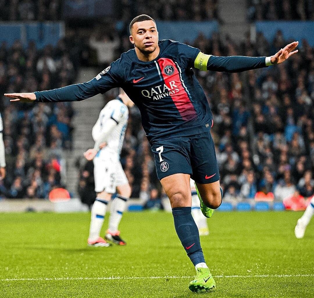 [Banter] Mbappe copying Darmian’s celebration is definitely not a coincidence, his contract expires this summer, let Beppe cook 👀⚫️🔵