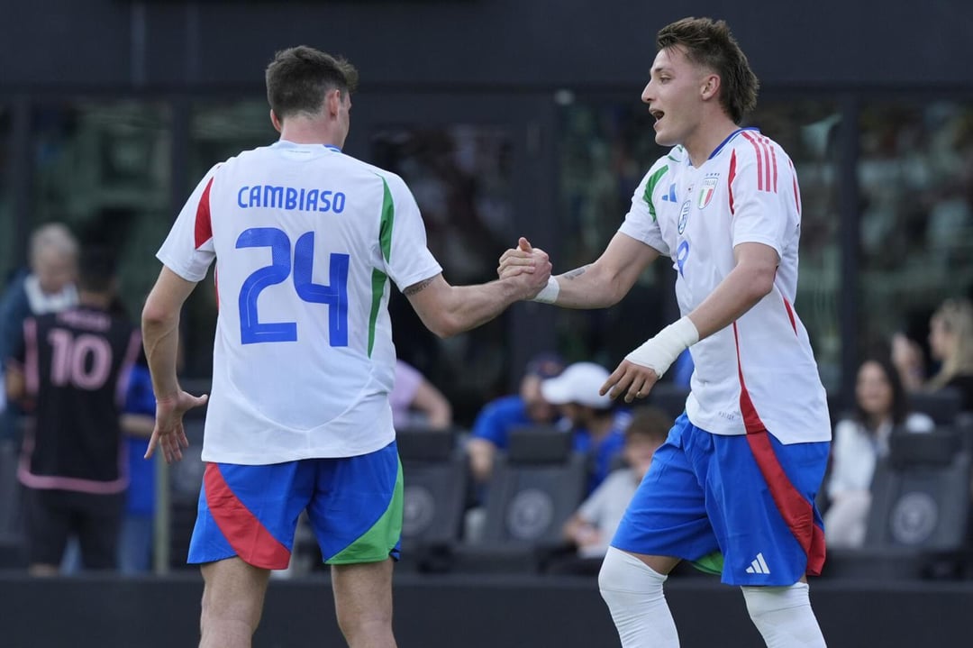 Cambiaso with an assist during his senior Azzurri debut yesterday