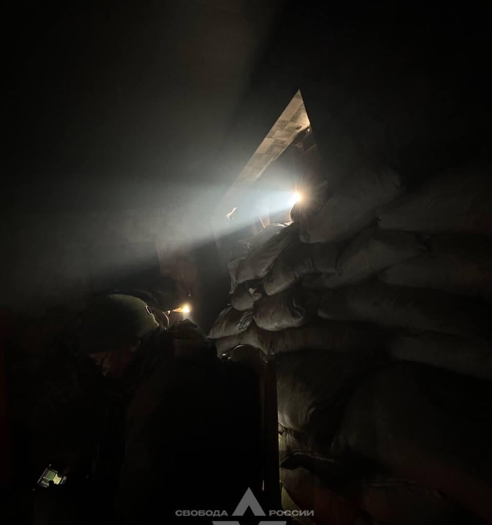 The Freedom of Russia Legion report from Kursk Oblast: "The day has come to an end. Putin's troops should prepare for the night. We are already holding our positions and moving forward. Tomorrow will be a new day. There will be a new Russia!"