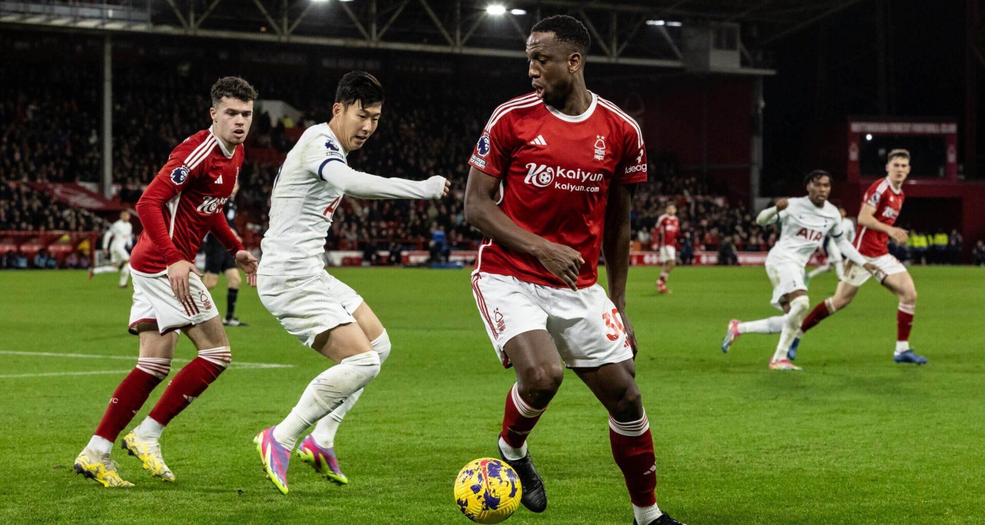 Premier League apologises as Tottenham vs Nottingham Forest moved because of train strikes